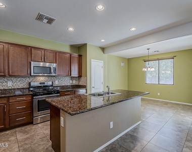 3509 E Oakland Street - Photo Thumbnail 21