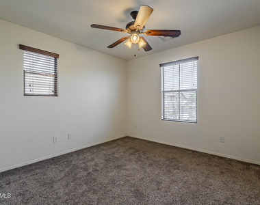 3509 E Oakland Street - Photo Thumbnail 29