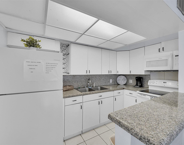 801 S Ocean Drive - Photo Thumbnail 22