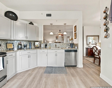 11035 Legacy Boulevard - Photo Thumbnail 12