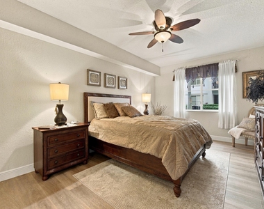 11035 Legacy Boulevard - Photo Thumbnail 17
