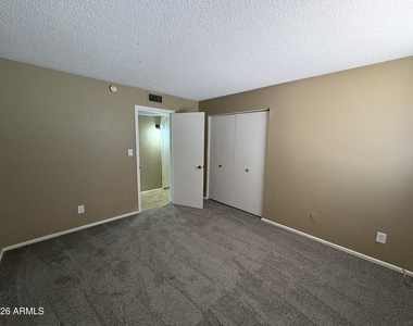 3828 W Lane Avenue - Photo Thumbnail 19