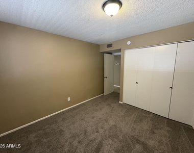 3828 W Lane Avenue - Photo Thumbnail 15