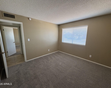 3828 W Lane Avenue - Photo Thumbnail 20