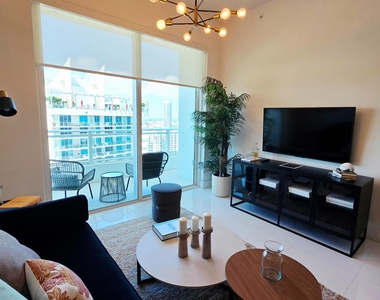 1080 Brickell Avenue - Photo Thumbnail 24
