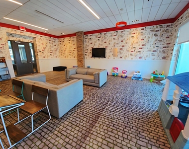 1080 Brickell Avenue - Photo Thumbnail 6