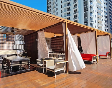 1080 Brickell Avenue - Photo Thumbnail 12