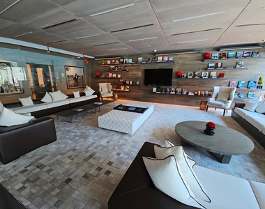 1080 Brickell Avenue - Photo Thumbnail 7