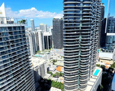 1080 Brickell Avenue - Photo Thumbnail 18