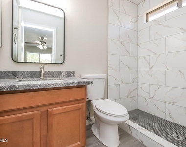 2472 W Wrangler Way - Photo Thumbnail 9