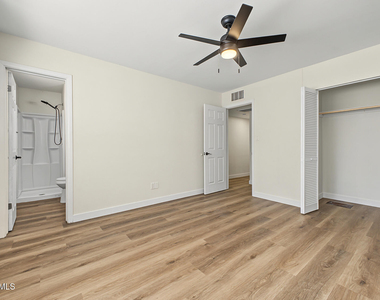 1309 W 7th Place - Photo Thumbnail 15