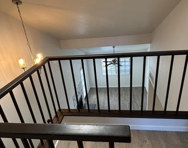 1222 W Baseline Road - Photo Thumbnail 12