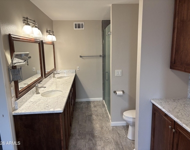 6701 E Kelton Lane - Photo Thumbnail 22