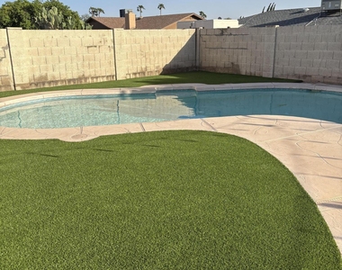 6701 E Kelton Lane - Photo Thumbnail 37