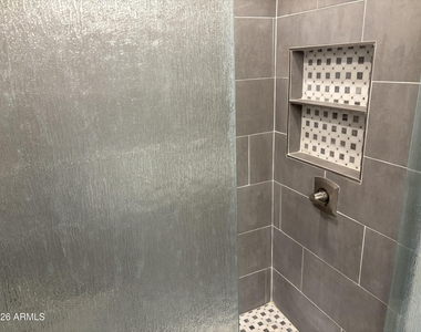 6701 E Kelton Lane - Photo Thumbnail 27