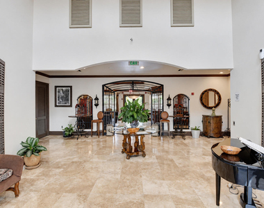 213 Villa Circle - Photo Thumbnail 34
