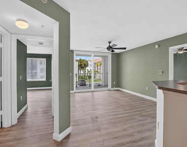213 Villa Circle - Photo Thumbnail 6