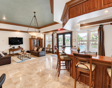 213 Villa Circle - Photo Thumbnail 37
