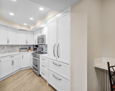 100 Se 5th Avenue - Photo Thumbnail 11