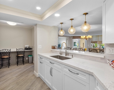 100 Se 5th Avenue - Photo Thumbnail 12