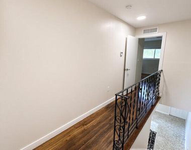 1001 Ne 80th Street - Photo Thumbnail 11