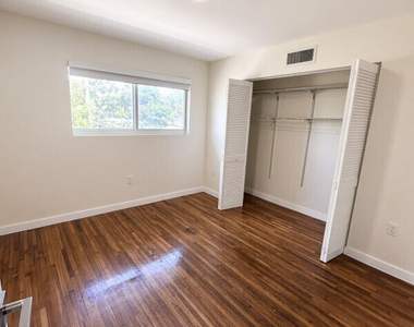 1001 Ne 80th Street - Photo Thumbnail 8