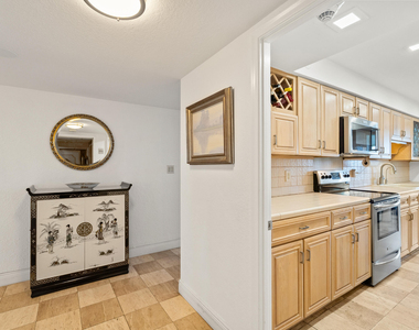 5100 N Ocean Boulevard - Photo Thumbnail 8