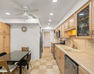5100 N Ocean Boulevard - Photo Thumbnail 10