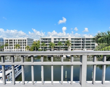 57 Isle Of Venice Drive - Photo Thumbnail 48