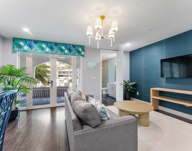 57 Isle Of Venice Drive - Photo Thumbnail 13