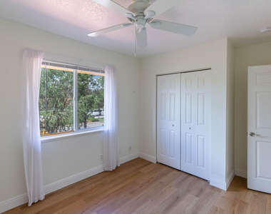1036 Staghorn Street - Photo Thumbnail 19