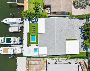 1322 Cordova Road - Photo Thumbnail 1