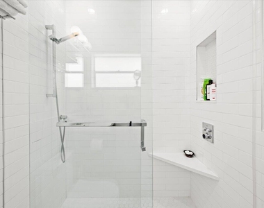 1322 Cordova Road - Photo Thumbnail 23