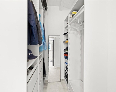 1322 Cordova Road - Photo Thumbnail 31