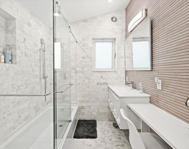 1322 Cordova Road - Photo Thumbnail 30