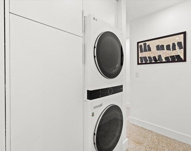 1322 Cordova Road - Photo Thumbnail 25