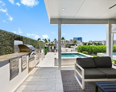 1322 Cordova Road - Photo Thumbnail 41