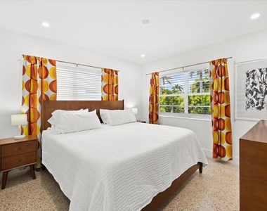 1322 Cordova Road - Photo Thumbnail 20
