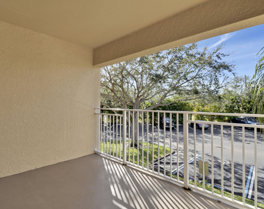 181 Sw Palm Drive - Photo Thumbnail 31