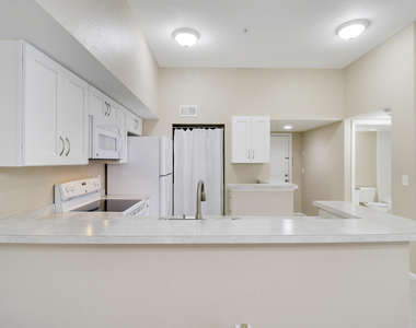 181 Sw Palm Drive - Photo Thumbnail 4