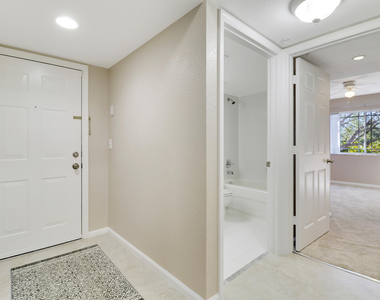 181 Sw Palm Drive - Photo Thumbnail 2
