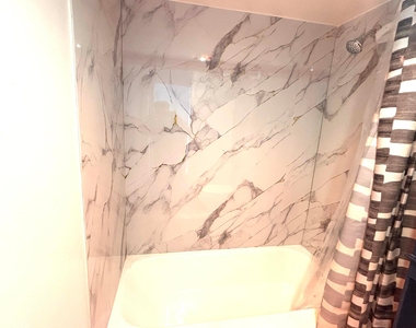 500 Bayview Drive - Photo Thumbnail 7