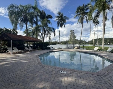 20930 Via Oleander - Photo Thumbnail 33