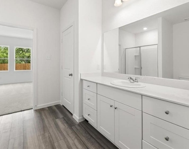 17 Glen Crossings Road - Photo Thumbnail 13