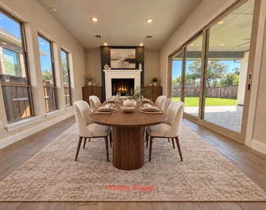 943 Marie Drive - Photo Thumbnail 10