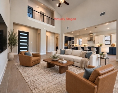943 Marie Drive - Photo Thumbnail 4