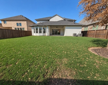 943 Marie Drive - Photo Thumbnail 37