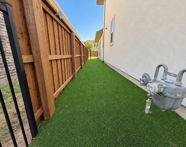 943 Marie Drive - Photo Thumbnail 38