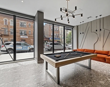 2605 Snyder Avenue - Photo Thumbnail 8