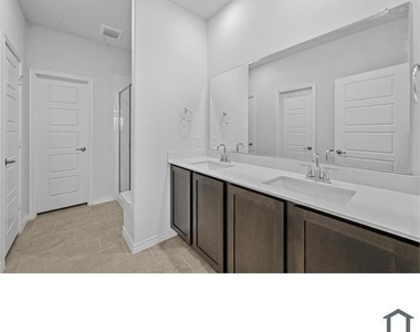 7420 Alfriston Place - Photo Thumbnail 4